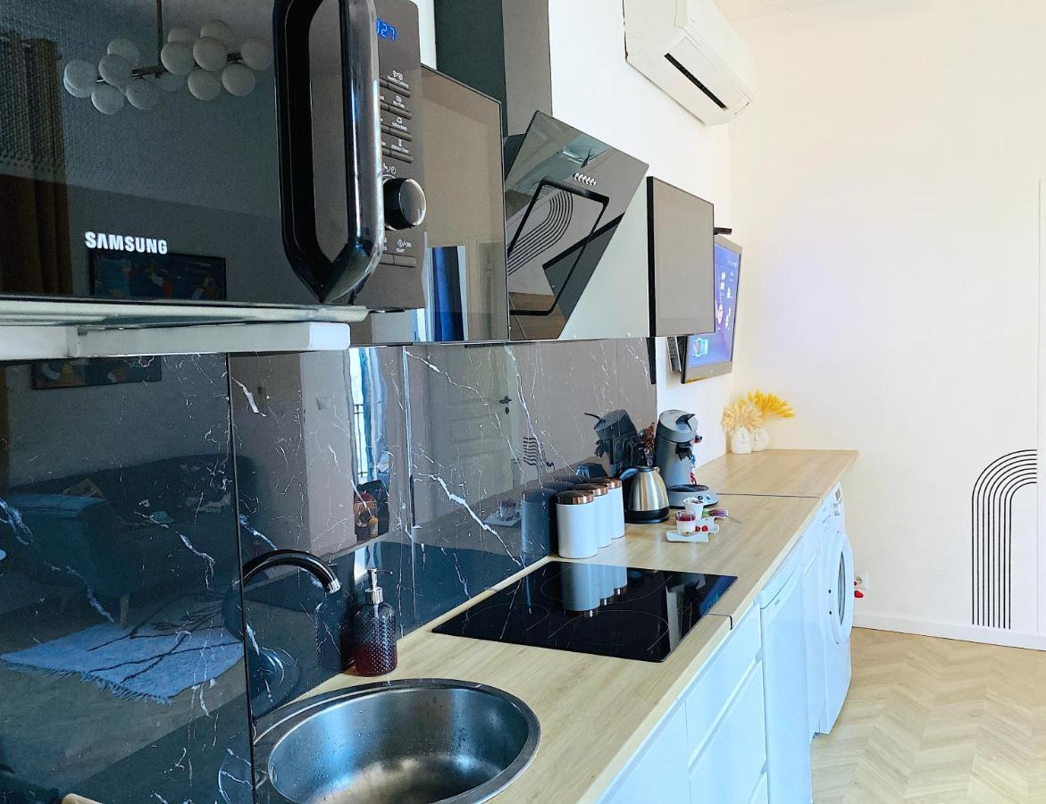 Sea - 2 Bedroom - Kitchen - Wifi - Tramway - Air Conditioner Nizza Kültér fotó